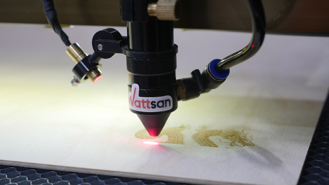 Guide : La gravure et découpe laser du bois 
