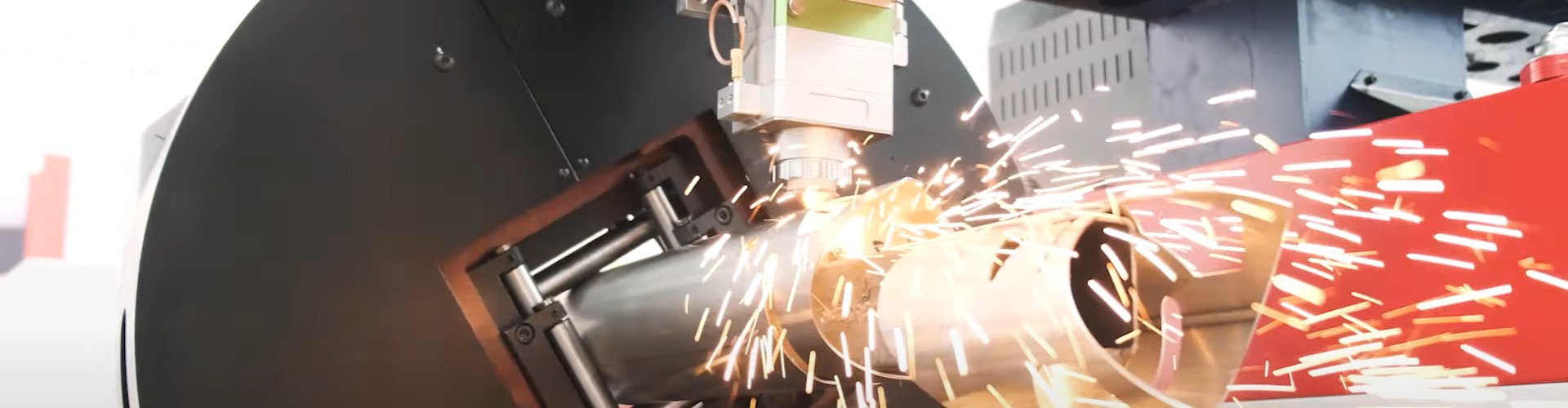 Coupeur de métal au laser à fibre - comment ça marche? - Lasers